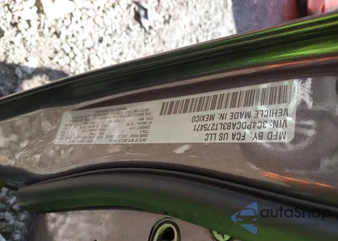 2020 Dodge Journey Se Value from USA, damaged, VIN 3C4PDCAB3LT275471